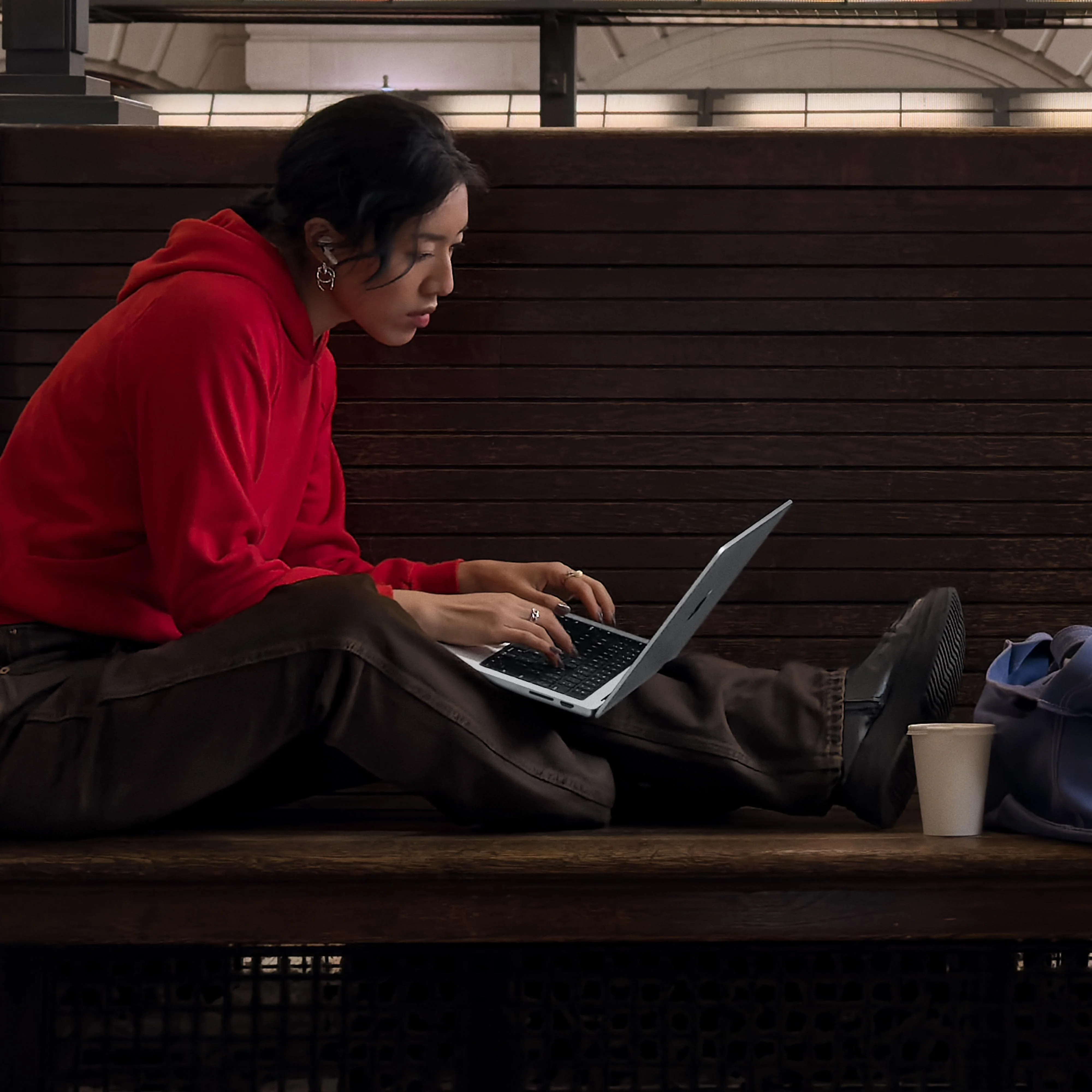 14-inch MacBook Pro: Apple M3 chip with 8?core CPU and 10?core GPU, 1TB SSD - Silver - Image 8