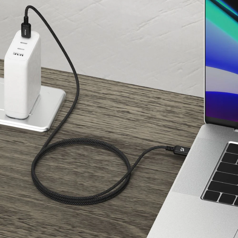 ADAM Elements Casa P120 - USB-C to USB-C 240W Charging Cable 120 cm - Image 4